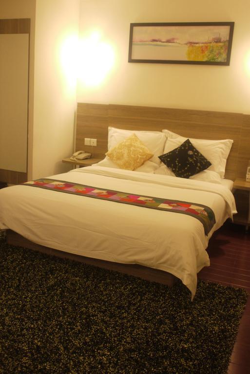 Revive House Hotel Guangzhou Shang Xia Jiu Quarto foto